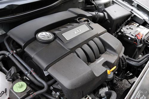 ‘beat365平台入口’漯河市郾城区新店镇中心校召开中小学幼儿园书法绘画比赛总结表彰会(图3)