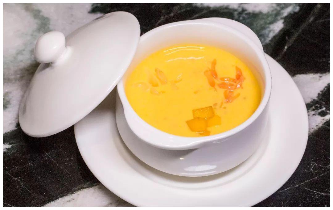 龙城镇中心学校第三党支部召开“不忘初心、牢记使命”主题教育会‘beats365’(图1) beats365唯一官网